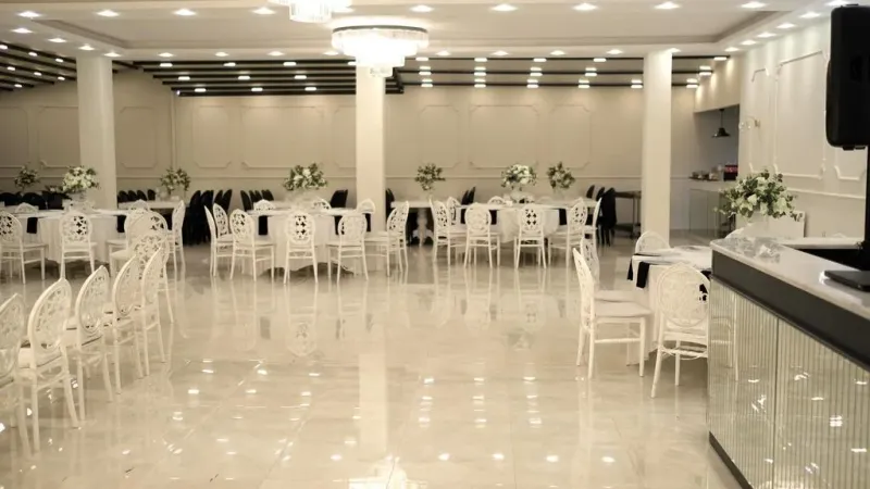 Kapalı salon